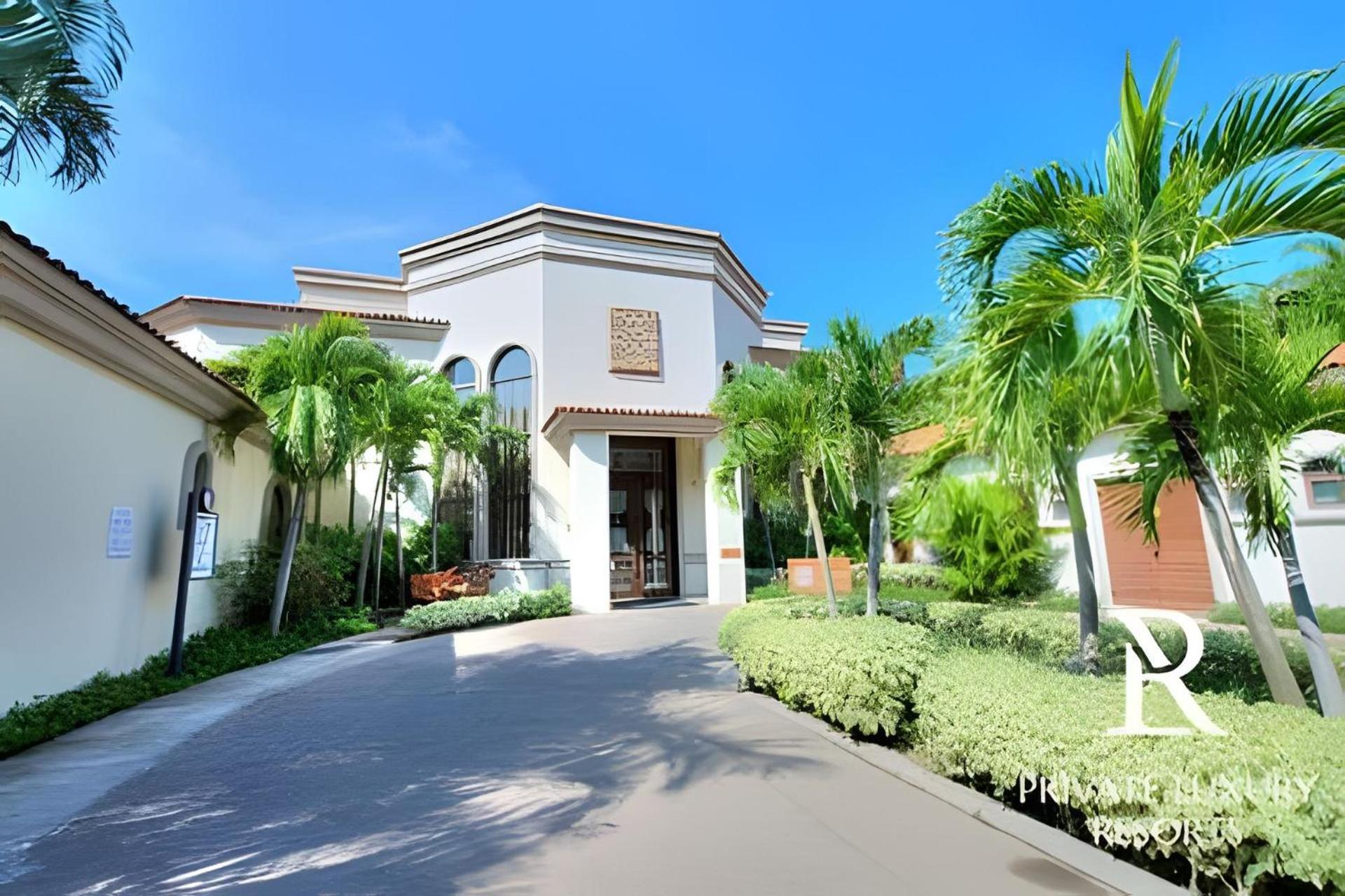 Grand Luxxe Two Bedroom Villa- נובו ואלארטה מראה חיצוני תמונה