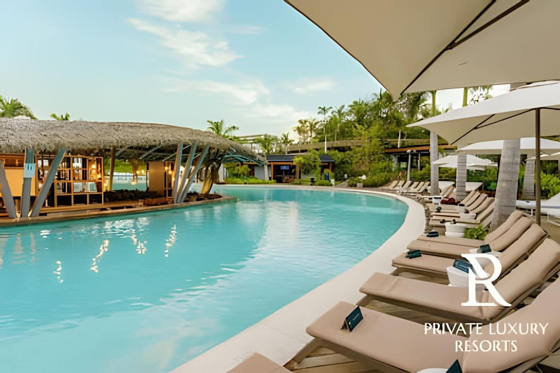 Grand Luxxe Two Bedroom Villa- נובו ואלארטה מראה חיצוני תמונה