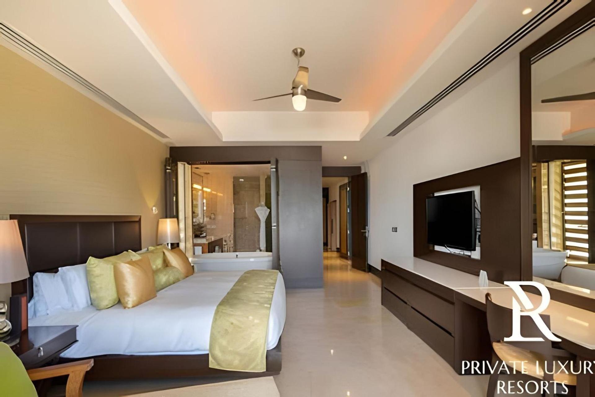 Grand Luxxe Two Bedroom Villa- נובו ואלארטה מראה חיצוני תמונה
